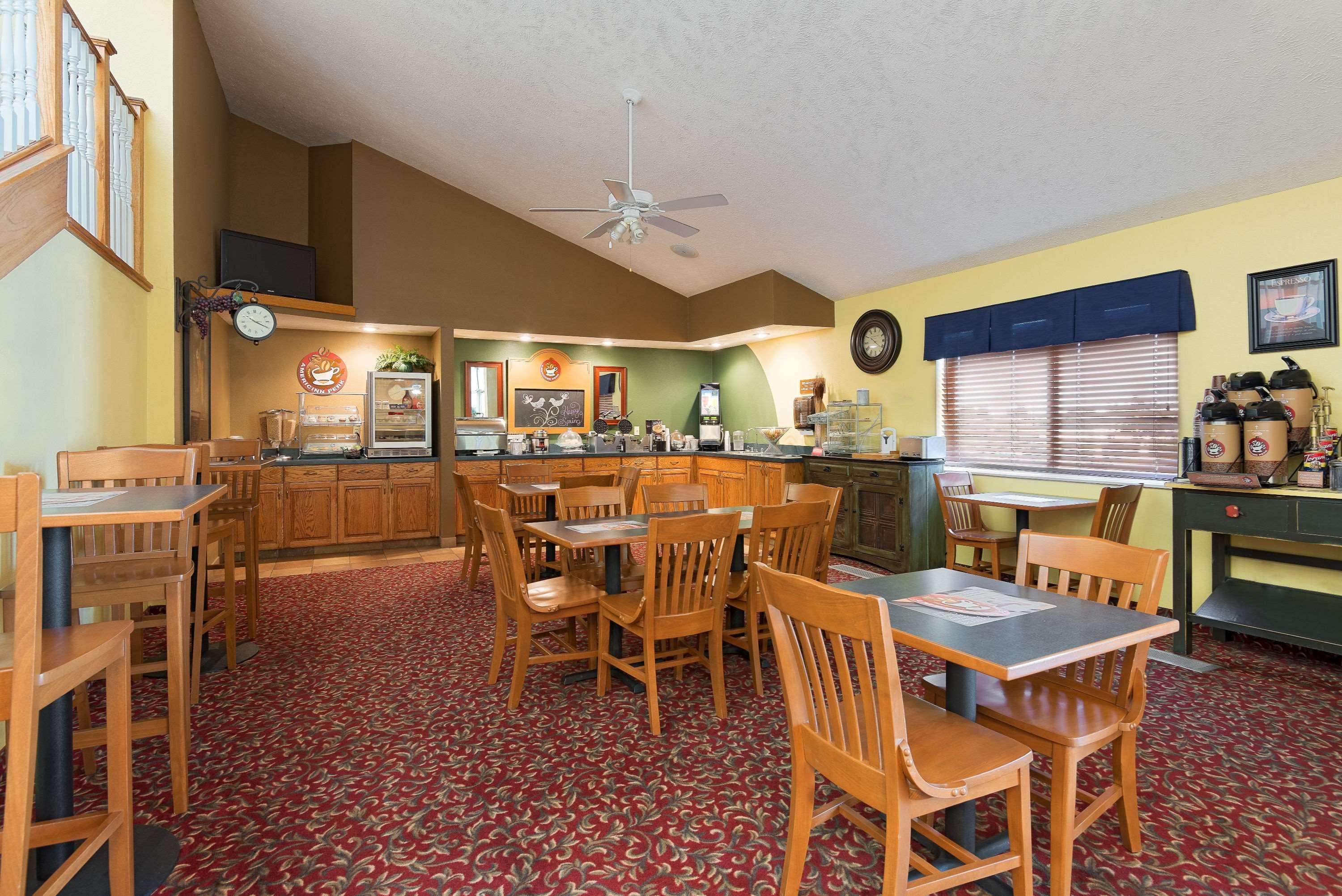 Hotel Americinn By Wyndham 3*